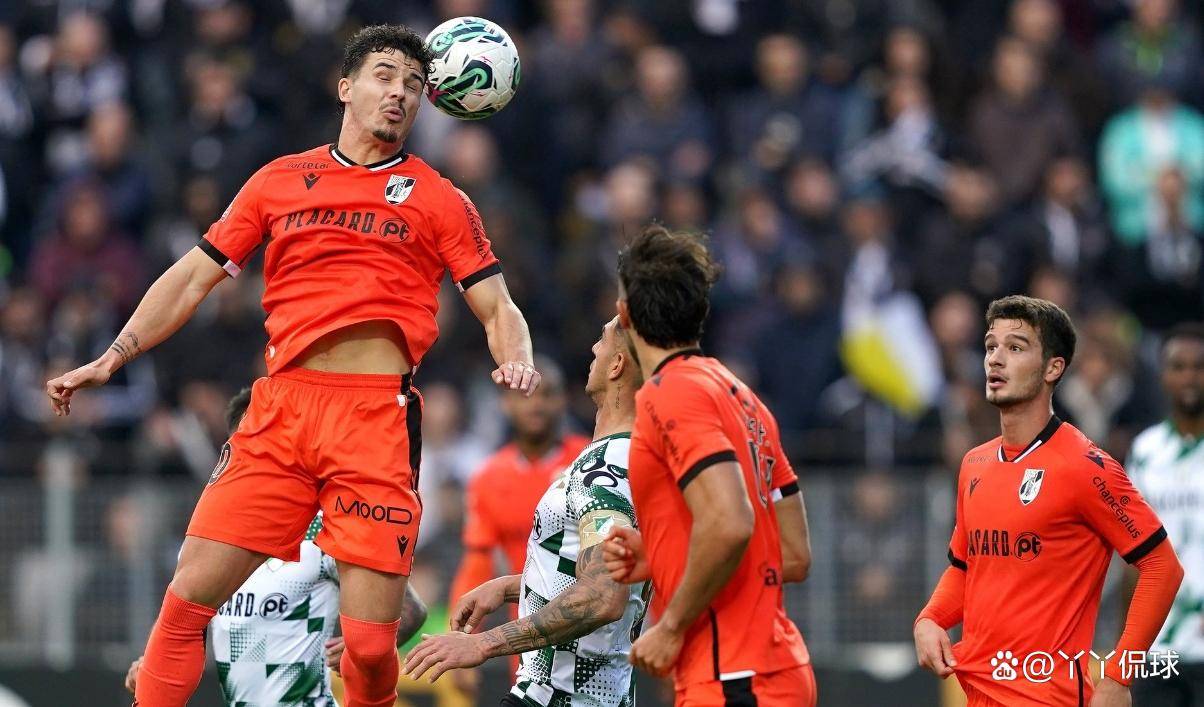 关于集结日葡超焦点战，武汉三镇回应争议，更衣室稳定，心理建设被强调的信息