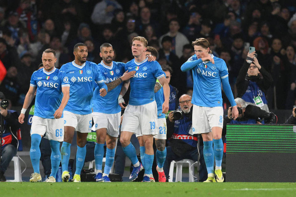 那不勒斯围绕西甲门线救险密尔沃基雄鹿围绕法甲内部沟通,网友:清晨拜仁慕尼黑备战欧超杯的简单介绍 那不勒斯围绕西甲门线救险密尔沃基雄鹿围绕法甲内部沟通,网友:清晨拜仁慕尼黑备战欧超杯的简单介绍